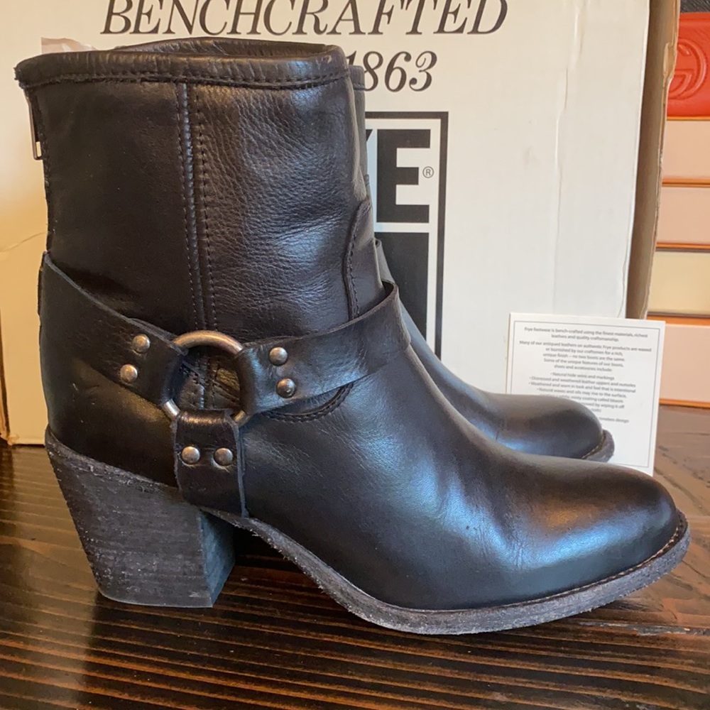 Frye Tabitha Harness Short in Black - Picture 14 of 17